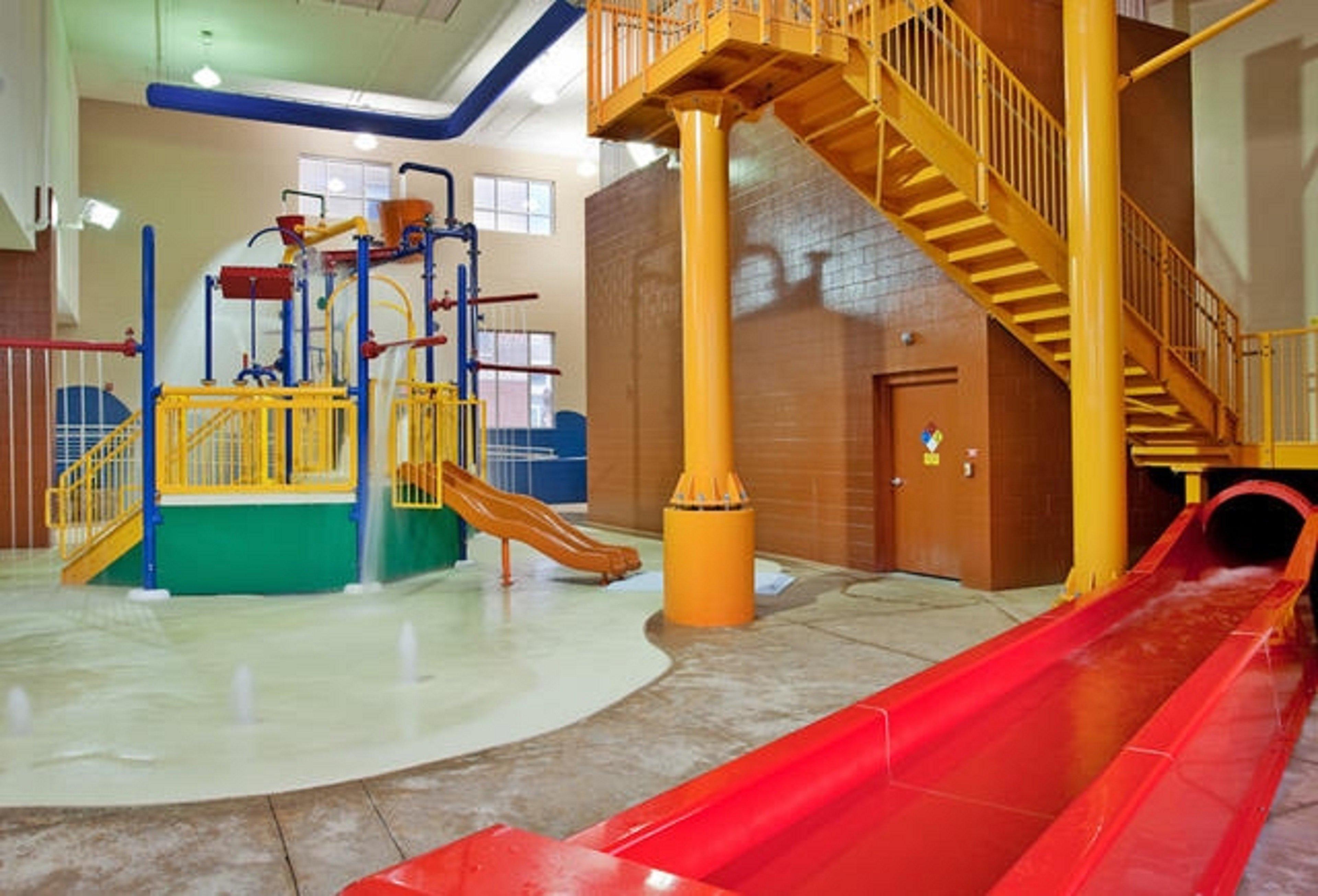 Holiday Inn Omaha Downtown - Waterpark By Ihg Exterior foto